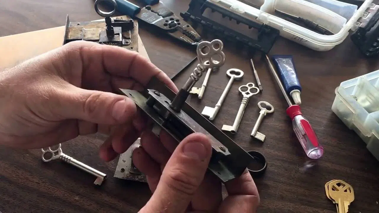  Lynnwood Locksmith And Security Lynnwood, WA 425-749-3684
